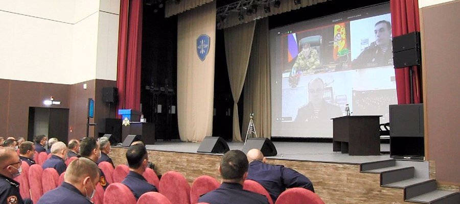 Генерал-полковник Алексей Кузьменков подвел итоги сбора с руководящим составом авиации Росгвардии