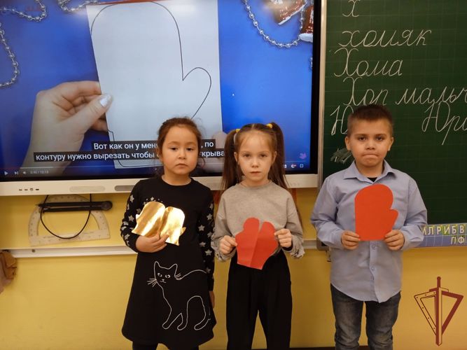 Патриотическую акцию «Письмо солдату» поддержали подшефные Росгвардии в Свердловской области (видео)
