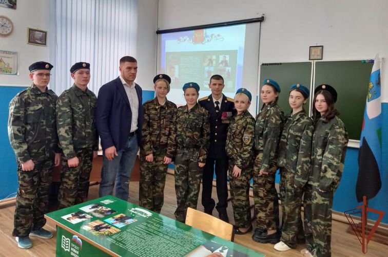В Белгородской области открыли «Парту Героя» в честь офицера Росгвардии