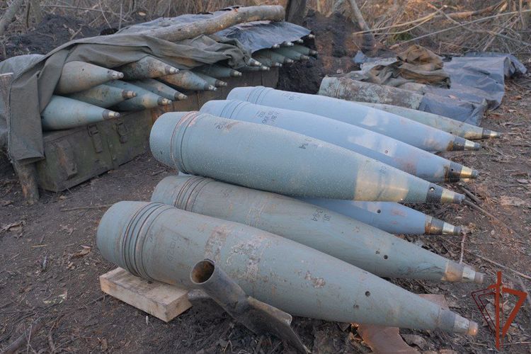 Росгвардия показала видеокадры, как спецназ ведомства уничтожает противника в ЛНР при помощи БЛА