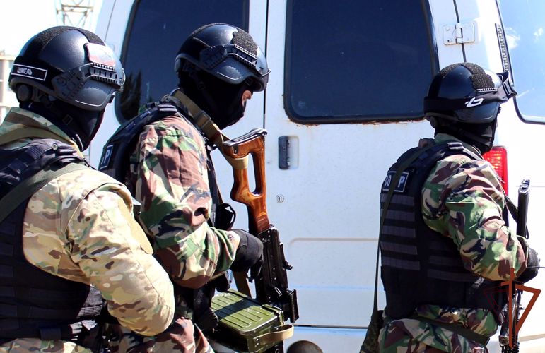 Подозреваемый в нападении  на сотрудников полиции задержан Росгвардией в Ростовской области 