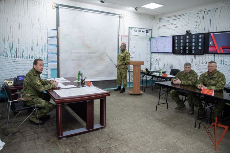 Директор Росгвардии проверил подразделения ведомства в Луганской Народной Республике