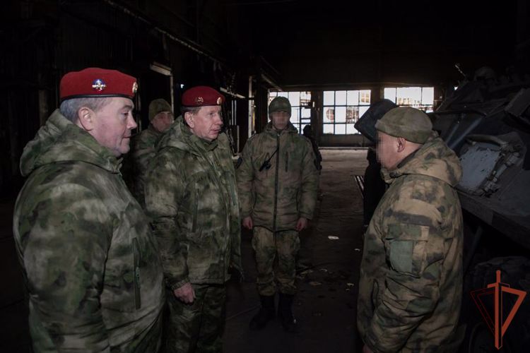 Директор Росгвардии проверил подразделения ведомства в Луганской Народной Республике
