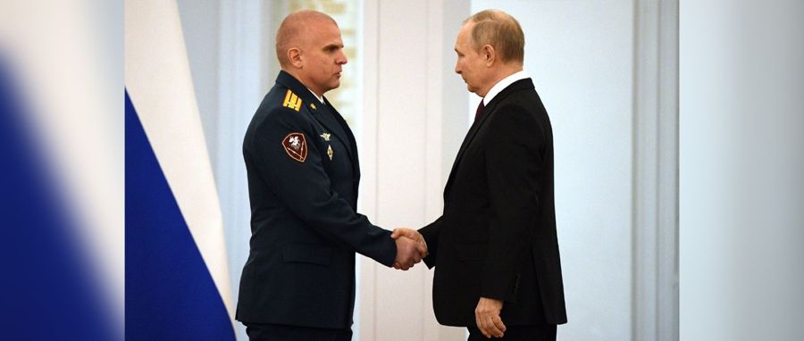 Офицеру Росгвардии полковнику Сергею Белозёрову вручена медаль «Золотая Звезда» Героя России 