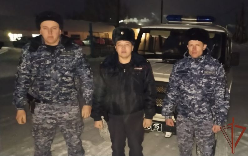 Патруль Росгвардии разыскал пропавшего ребенка в Омской области