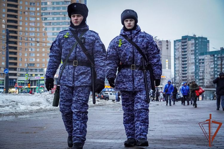 Росгвардейцы присоединились ко Всероссийской акции «Ленточка Ленинградской Победы» (видео)