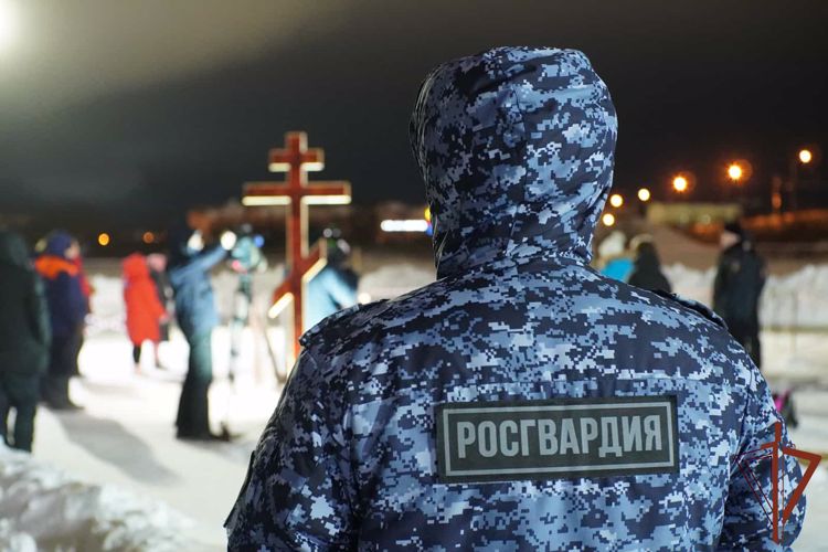 В период празднования Крещения Господня росгвардейцы Северо-Западного округа обеспечили общественную безопасность 