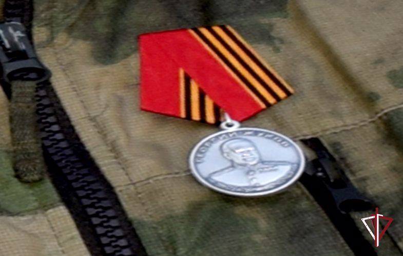 Государственные награды вручили росгвардейцам в Южно-Сахалинске