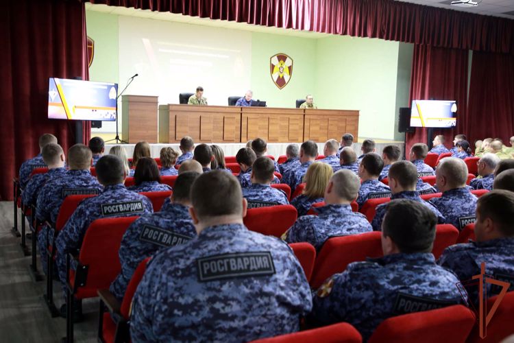 В подразделениях Приволжского округа Росгвардии начался зимний период подготовки