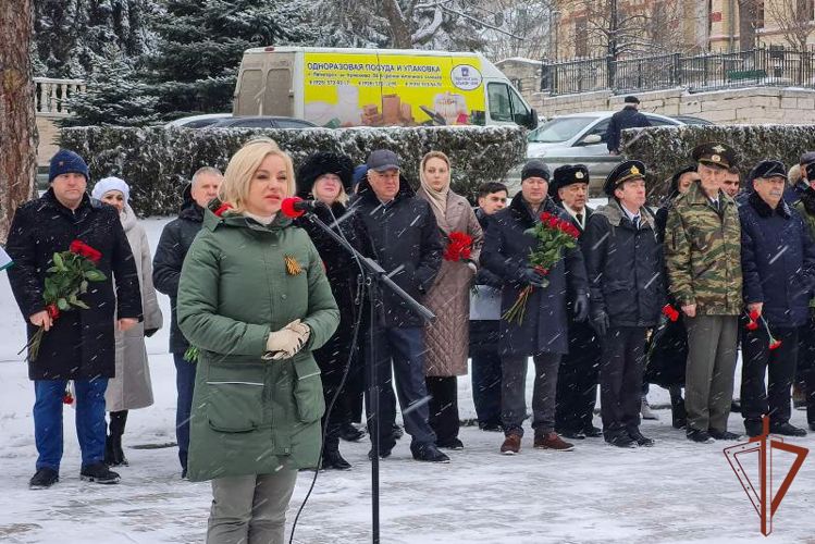Росгвардейцы приняли участие в памятном митинге по случаю 80-летия освобождения Пятигорска от захватчиков