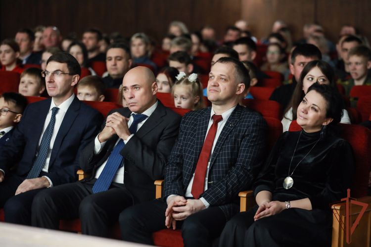 В Липецке состоялась премьера фильма «Звёзды из колодца», в котором снялись сотрудники Росгвардии