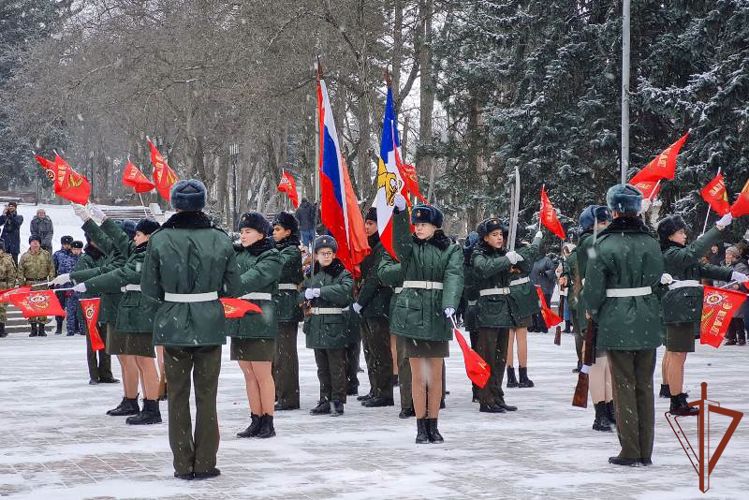 Росгвардейцы приняли участие в памятном митинге по случаю 80-летия освобождения Пятигорска от захватчиков