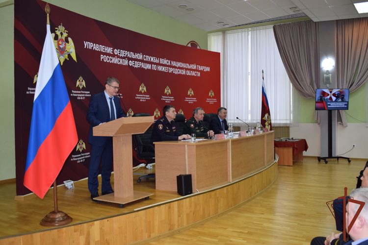 Госнаграды вручены в Нижнем Новгороде росгвардейцам - участникам СВО