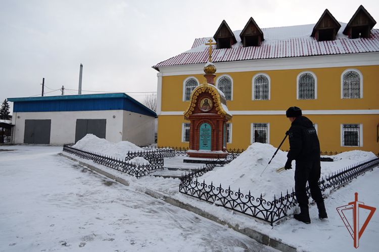  Безопасность религиозного праздника на Дальнем Востоке обеспечили сотрудники Росгвардии