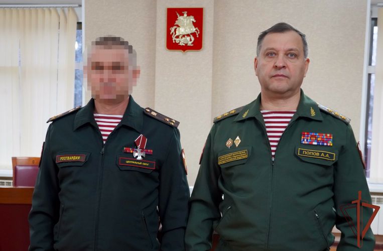 Военнослужащих Росгвардии - участников СВО наградили в Москве