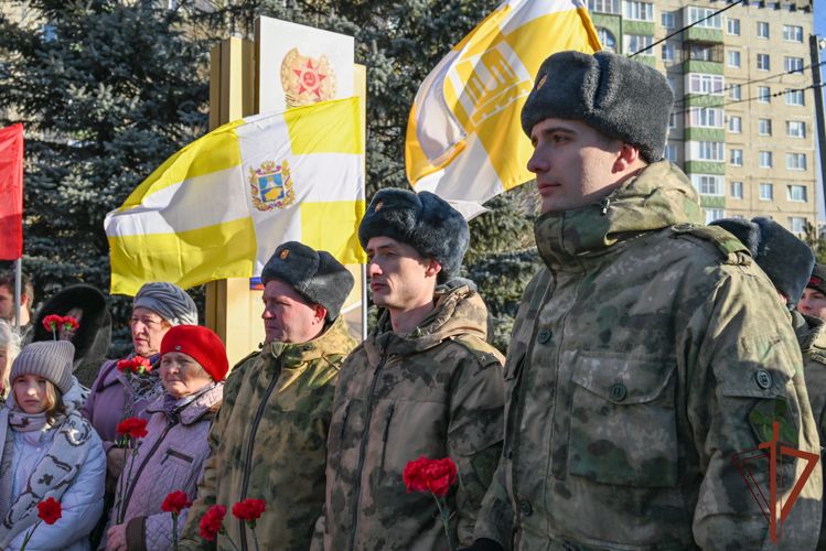  Росгвардейцы приняли участие в памятном митинге, приуроченном к 80-летию освобождения Ставрополя от немецко-фашистских захватчиков