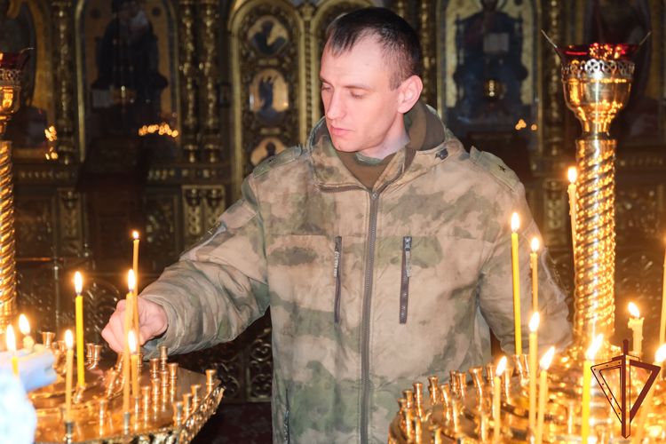 Около 3 тысяч росгвардейцев обеспечивают правопорядок в ходе религиозных омовений на территории ЦФО