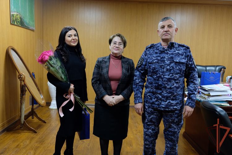 На Северном Кавказе росгвардейцы поздравили журналистов с профессиональным праздником