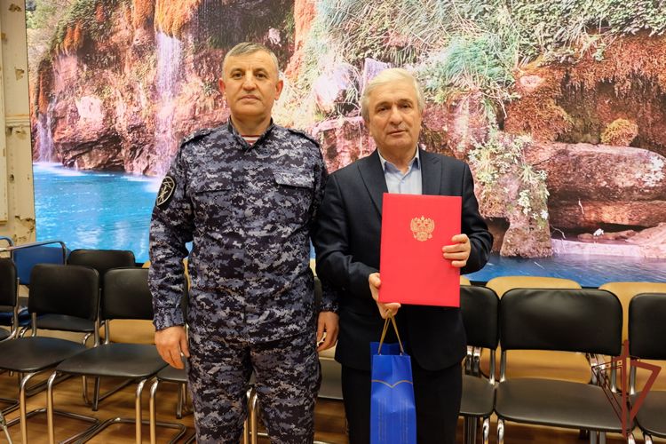 На Северном Кавказе росгвардейцы поздравили журналистов с профессиональным праздником