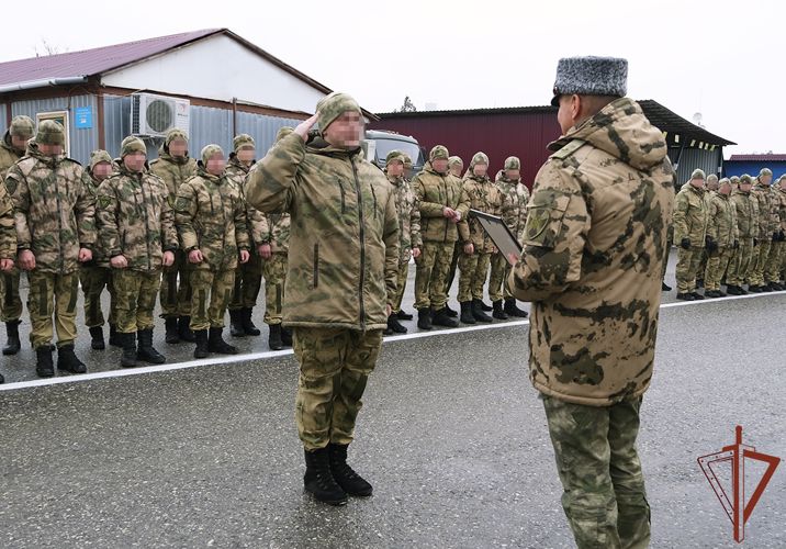 В ОГВ(с) поздравили бойцов ОМОН Росгвардии с успешным завершением служебной командировки