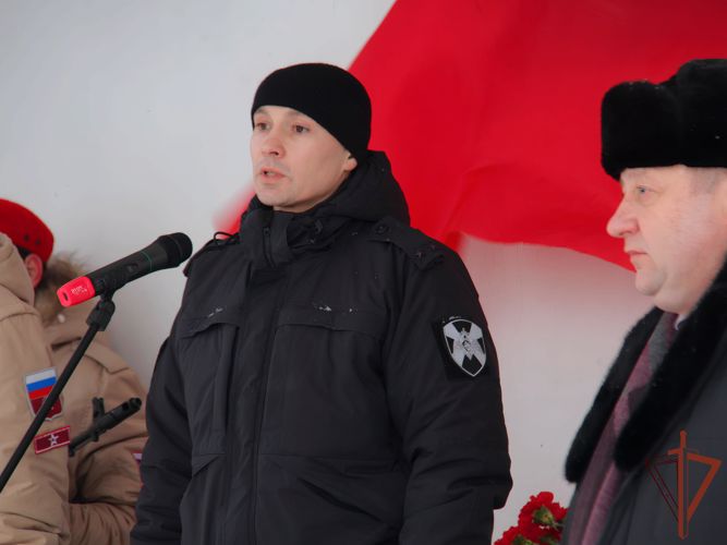 В Кузбассе увековечили память героически погибшего сотрудника ОМОН «Рубеж»
