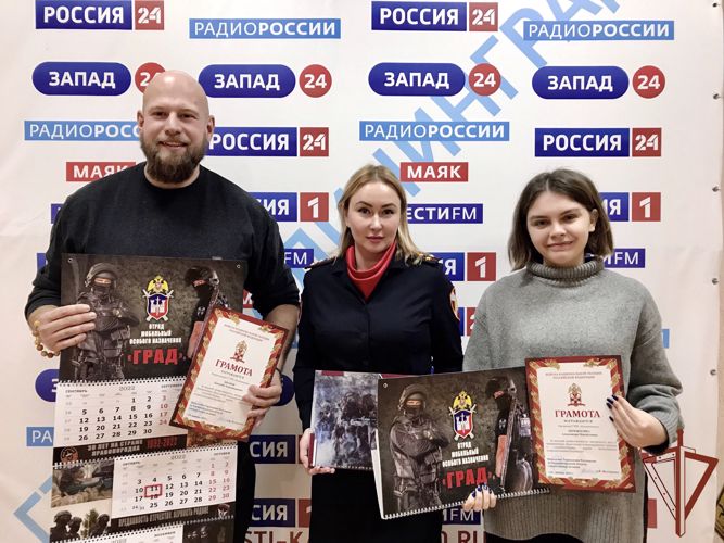 Представители Северо-Западного округа Росгвардии поздравили журналистов с Днем российской печати 