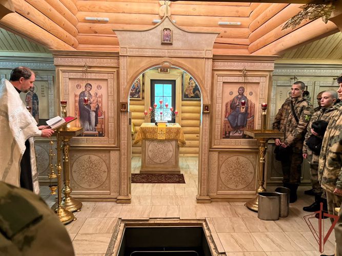 Около 3 тысяч росгвардейцев обеспечивают правопорядок в ходе религиозных омовений на территории ЦФО