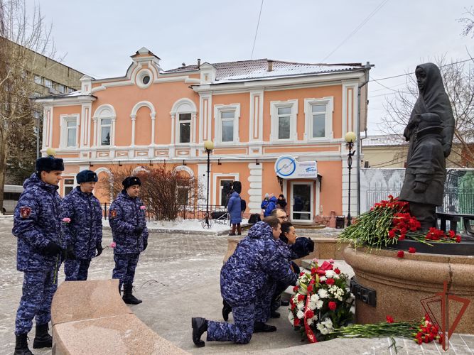 Мероприятия, приуроченные ко Дню снятия блокады Ленинграда, проходят в Сибирском округе Росгвардии