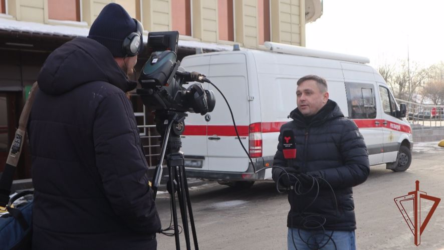 Кинологи Росгвардии рассказали тюменским тележурналистам о  взаимодействии с коллегами из полиции (видео)