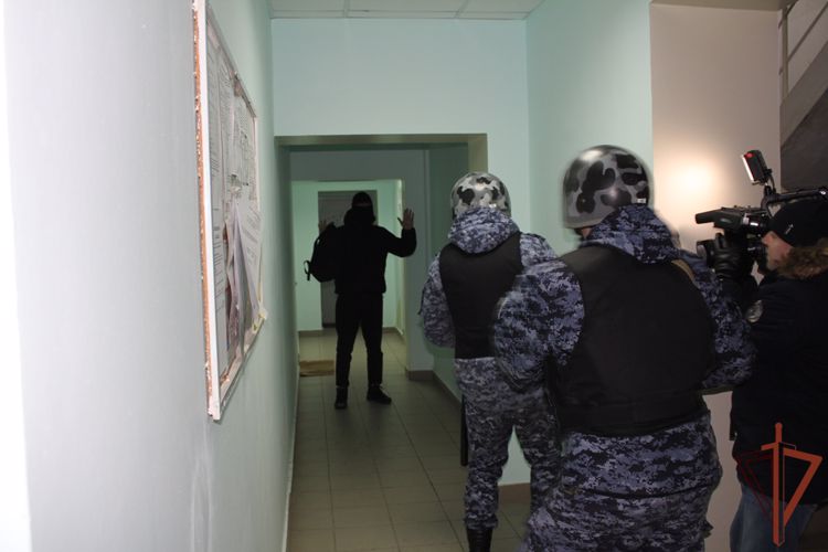 Росгвардия рассказала журналистам о проведении всероссийской акции «Безопасный Новый год» в Югре (видео)