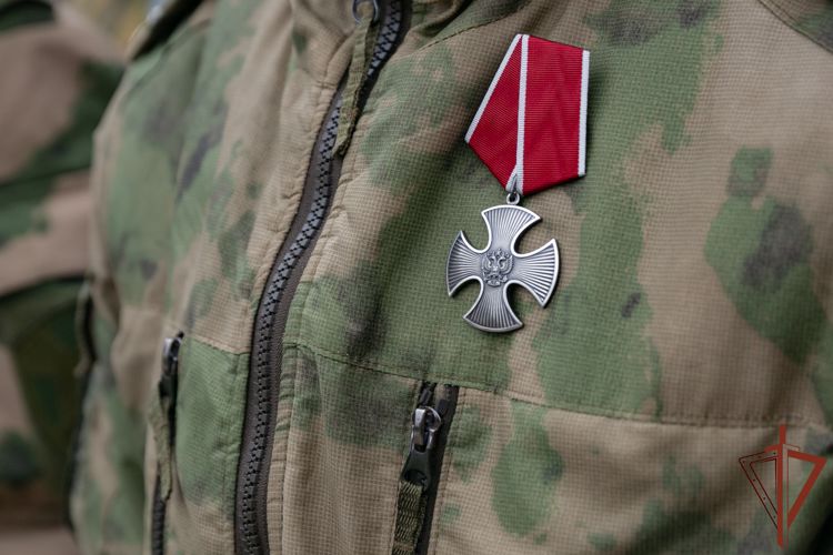 Росгвардейцам - участникам спецоперации вручены государственные и ведомственные награды
