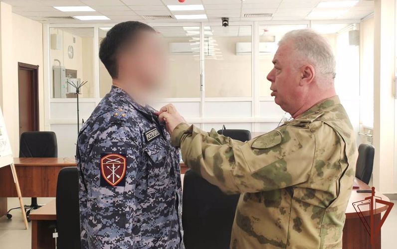 Росгвардейцам - участникам спецоперации вручены госнаграды в Севастополе