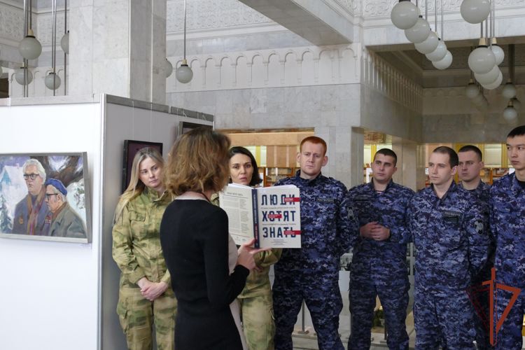Мероприятия, приуроченные ко Дню снятия блокады Ленинграда, проходят в Сибирском округе Росгвардии
