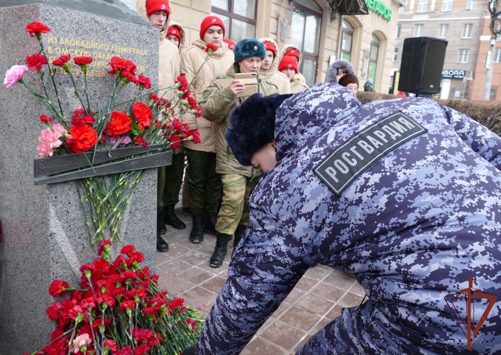 Мероприятия, приуроченные ко Дню снятия блокады Ленинграда, проходят в Сибирском округе Росгвардии