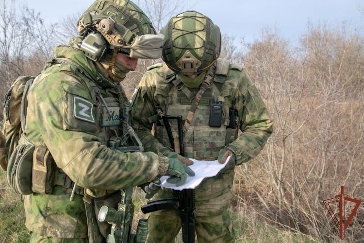 Росгвардия уничтожила опорные пункты противника и ангары с боевой техникой в Херсонской и Запорожской областях 