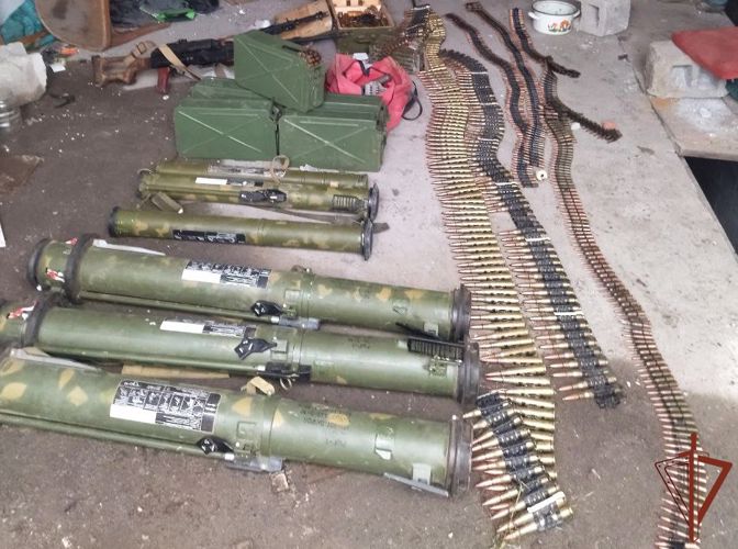 В Запорожской области Росгвардейцы нашли схроны с оружием и боеприпасами