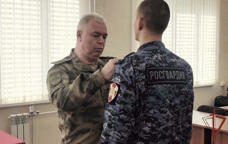 Росгвардейцам - участникам спецоперации вручены госнаграды в Севастополе
