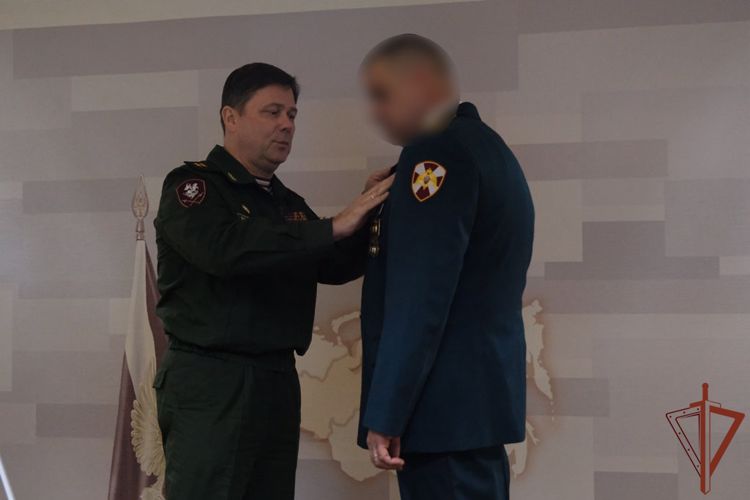 Государственные награды вручили офицерам в Уральском округе Росгвардии