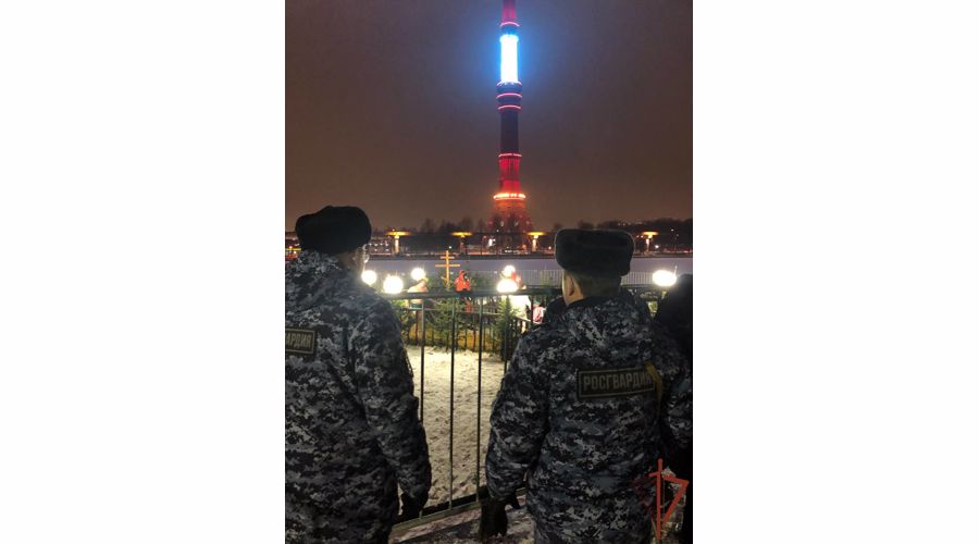 Росгвардейцы обеспечили безопасность в крещенскую ночь в Москве