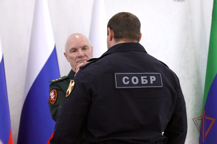 В Дагестане росгвардейцам вручили государственные награды