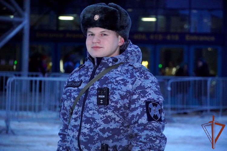 Росгвардейцы обеспечили безопасность хоккейных болельщиков в Санкт-Петербурге