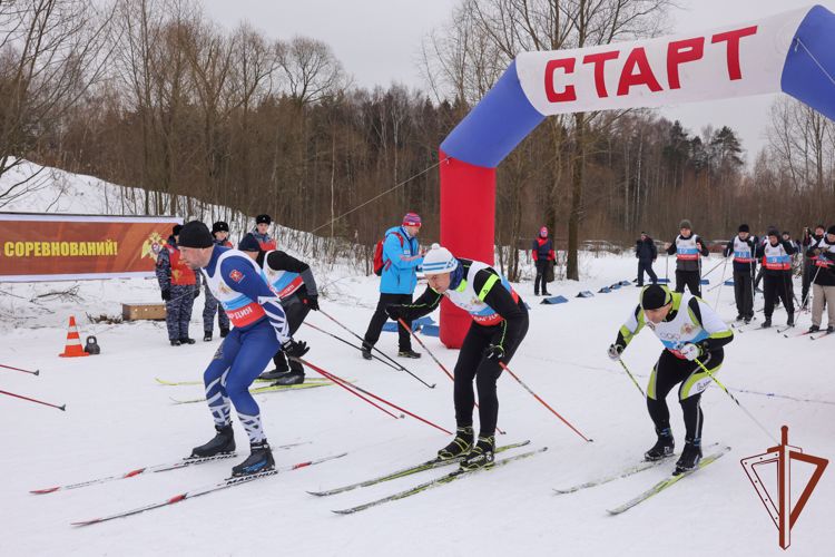 В Росгвардии стартовал чемпионат по лыжным гонкам   