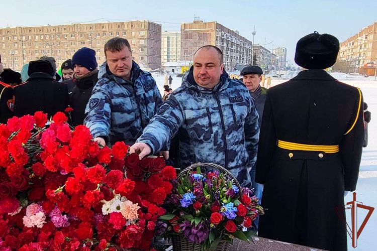 В городах Уральского округа состоялись мероприятия, посвященные Дню памяти о россиянах, исполнявших служебный долг за пределами Отечества