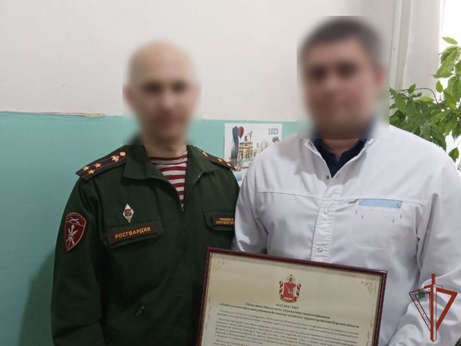 Вологодские росгвардейцы поблагодарили врачей за медицинскую помощь, оказанную в ходе проведения специальной военной операции