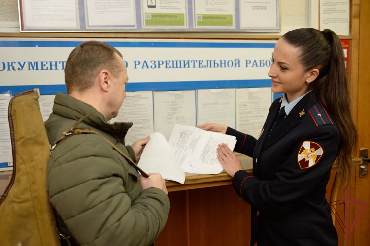 Состоялся брифинг по итогам деятельности подразделений лицензионно-разрешительной работы Росгвардии в Москве за 2022 год