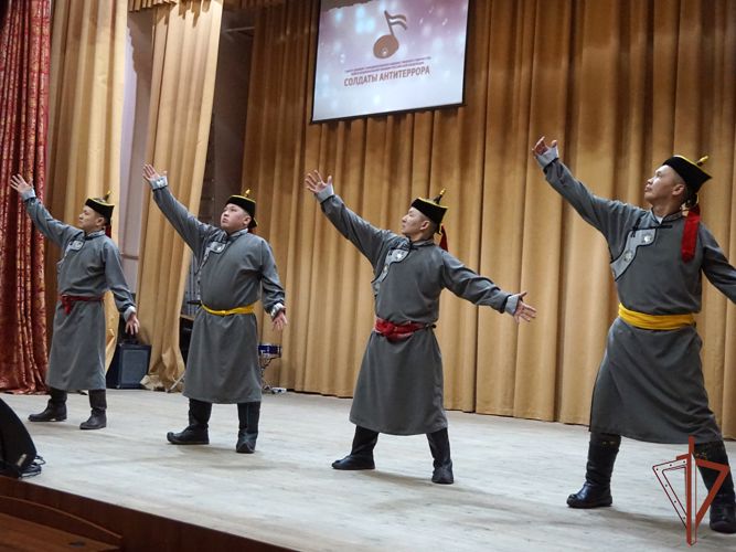 Победителей окружного этапа смотра-конкурса самодеятельной авторской песни «Солдаты антитеррора» наградили в Новосибирске