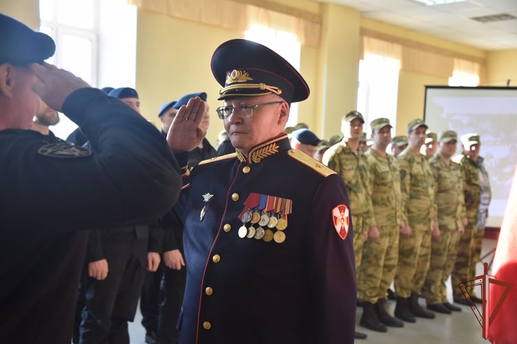 В Управлении Росгвардии по Омской области состоялось праздничное мероприятие, приуроченное Дню образования омского СОБР