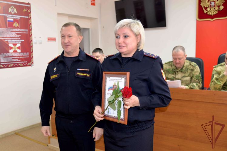 В Уральском округе Росгвардии состоялись мероприятия по случаю Дня лицензионно-разрешительной службы