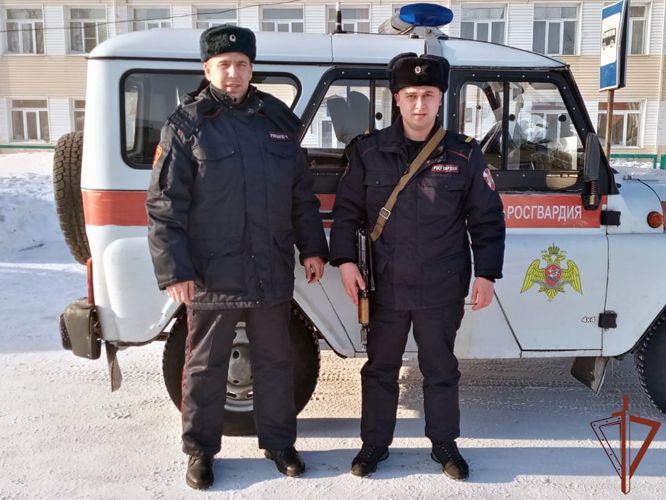 Росгвардейцы помогли забывшему дорогу пенсионеру вернуться домой