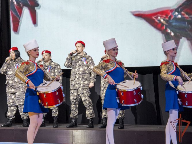 В Кузбассе прошли Всероссийские соревнования по самбо, посвящённые памяти сотрудника ОМОН (видео)